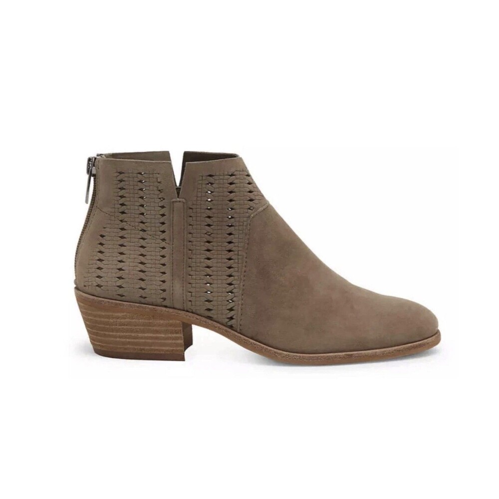 $139 Vince Camuto PATELLEN TUSCAN TAUPE SUEDE Ankle BOOTIE Women’s Size 6M - Picture 2 of 6